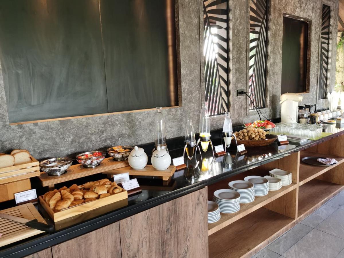 더 클리프 엘레강스 리조트 Ao Nang 외부 사진